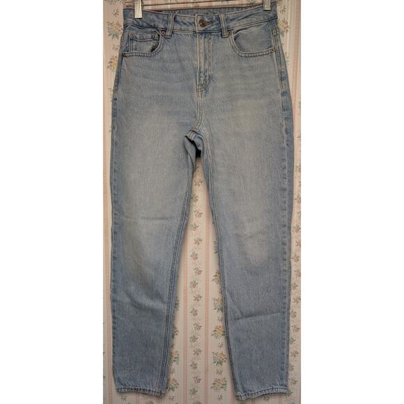 American Eagle Mom Jeans WOMENS JRS SIZE 2 REGULAR Lite Wash Stretch Tapered 90s - Picture 1 of 6